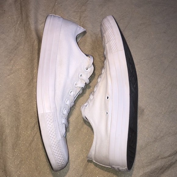 Whiteout All Star Converse Low Tops